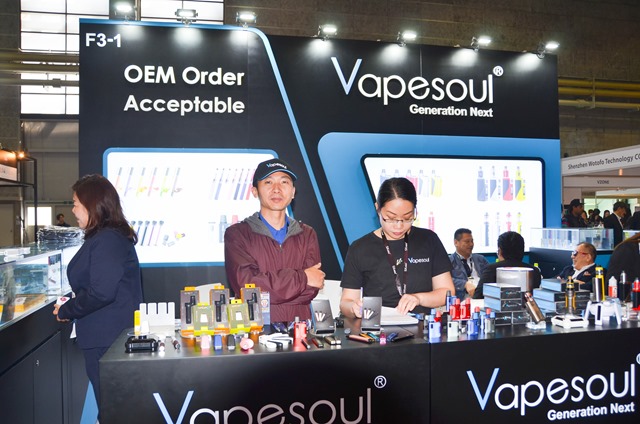 vapeexpf3 1 ituwaVAPEsoul009 0330 thumb - 【EXPO】ブース紹介：F3-1 ITSUWA＆VAPESOUL、F5-1 ayi(TRIOOTECH）、F6-4 U-GREEN、F2-4 Wotofo、F7-1-2 ELIQUID FRANCE【VAPE EXPO JAPAN 2018】